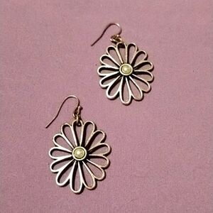 LlA SOPHIA - Dangle Earrings, Silver & Pearl